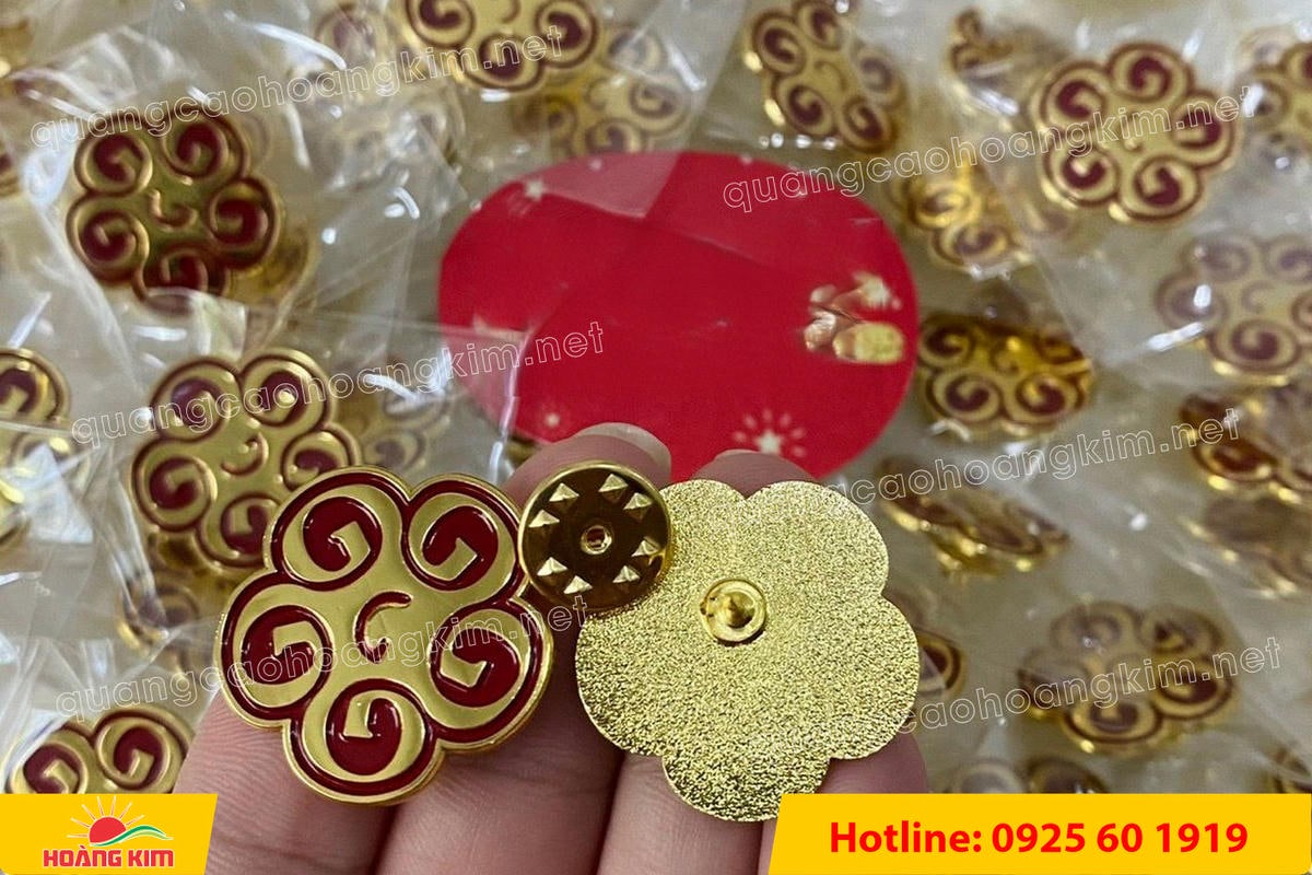 huy hieu duc ma vang an mon logo 84 - HUY HIỆU Đ&Uacute;C MẠ V&Agrave;NG ĂN M&Ograve;N ĐỔ M&Agrave;U &ndash; SẮC N&Eacute;T TỪNG CHI TIẾT LOGO