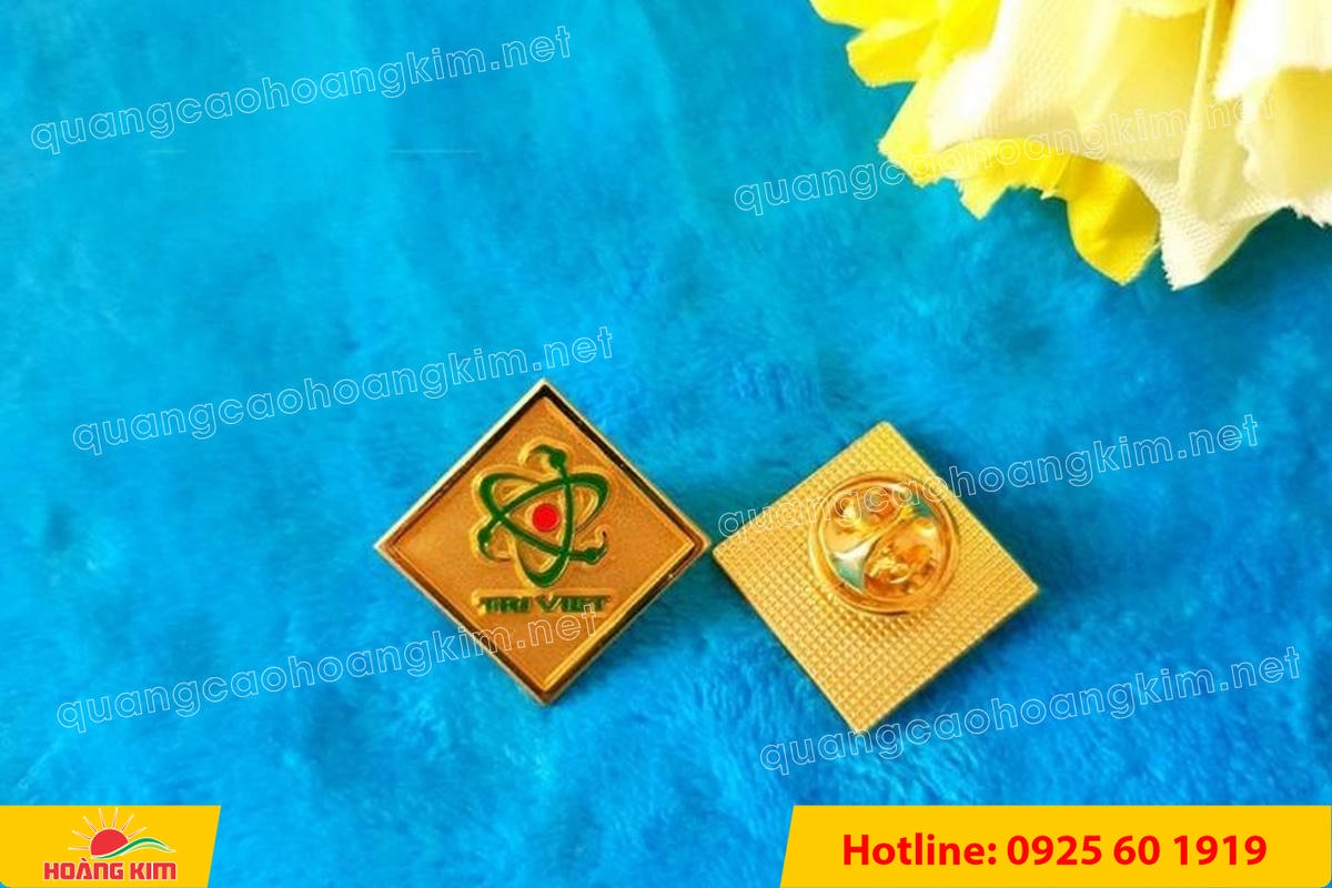 huy hieu duc ma vang dap noi 3d cao cap theo logo 128 - HUY HIỆU Đ&Uacute;C MẠ V&Agrave;NG DẬP NỔI 3D CAO CẤP THEO LOGO