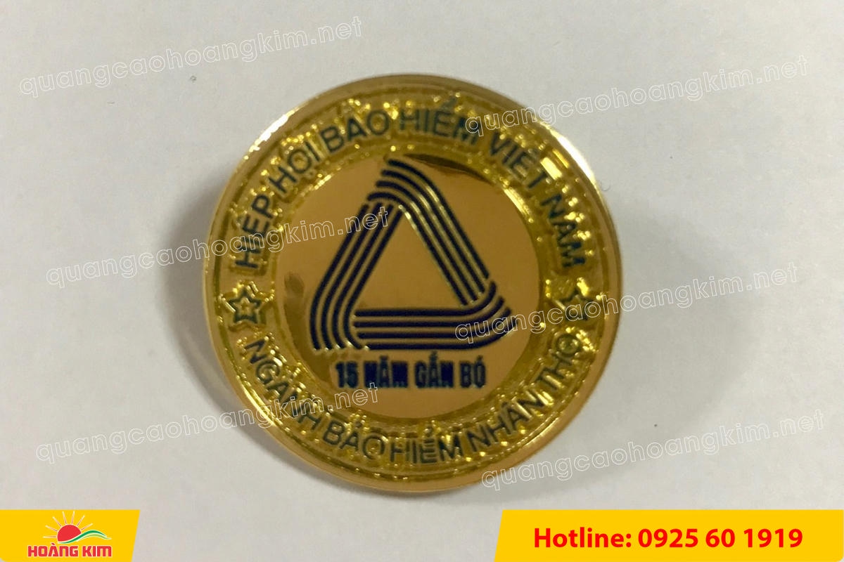 huy hieu duc ma vang dap noi 3d cao cap theo logo 2 - HUY HIỆU Đ&Uacute;C MẠ V&Agrave;NG DẬP NỔI 3D CAO CẤP THEO LOGO