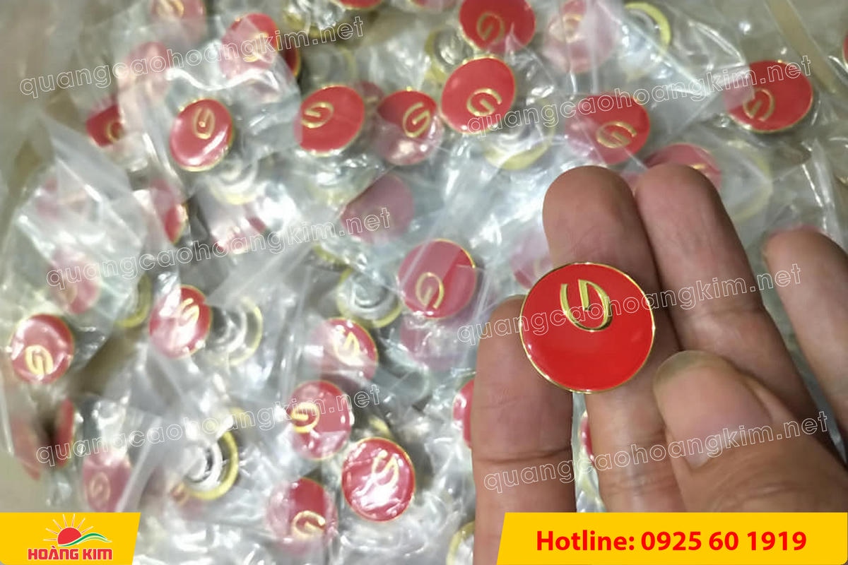 huy hieu duc ma vang dap noi 3d cao cap theo logo 28 - HUY HIỆU Đ&Uacute;C MẠ V&Agrave;NG DẬP NỔI 3D CAO CẤP THEO LOGO