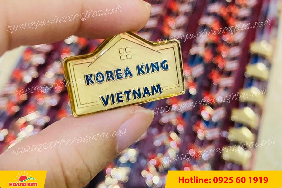 huy hieu duc ma vang dap noi 3d cao cap theo logo 58 - HUY HIỆU Đ&Uacute;C MẠ V&Agrave;NG DẬP NỔI 3D CAO CẤP THEO LOGO