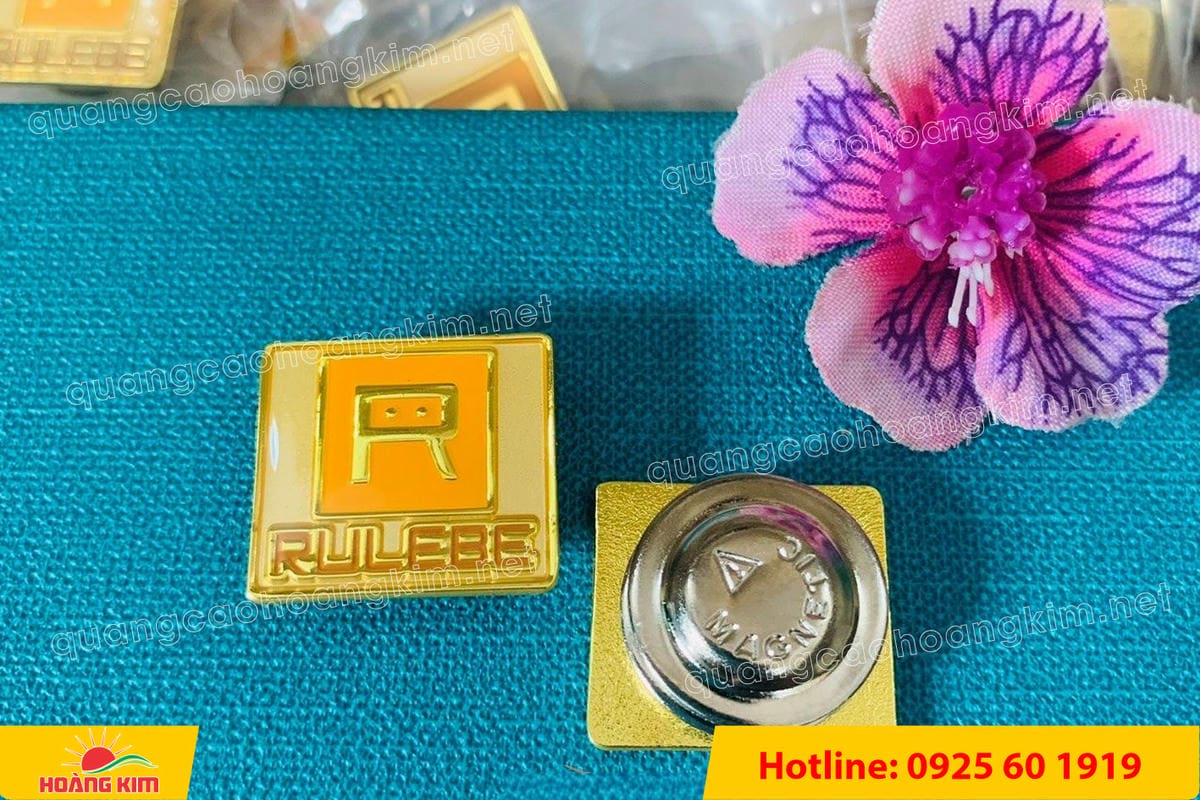 huy hieu duc ma vang dap noi 3d cao cap theo logo 72 - HUY HIỆU Đ&Uacute;C MẠ V&Agrave;NG DẬP NỔI 3D CAO CẤP THEO LOGO