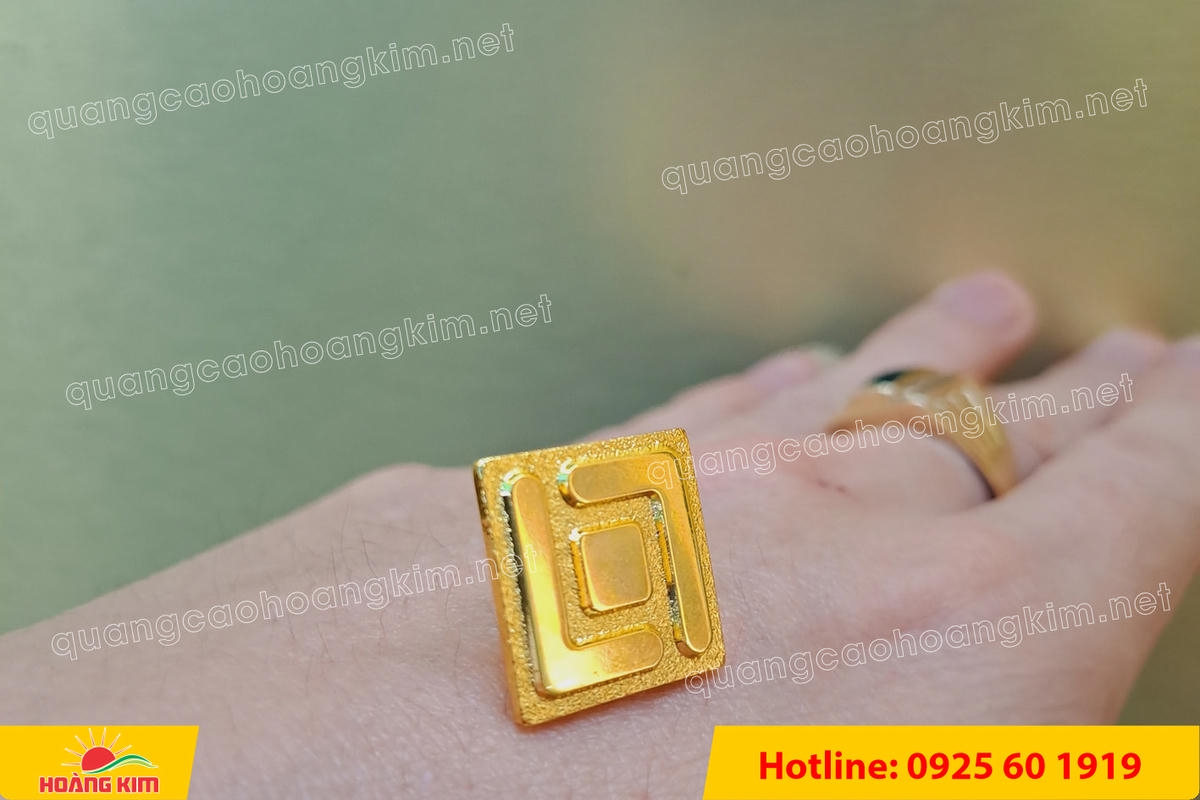 huy hieu logo duc cai ao nen vang si san ma vang 24k 148 - HUY HIỆU MẠ V&Agrave;NG 24K CAO CẤP &ndash; Đ&Uacute;C LOGO NỀN C&Aacute;T SẦN SANG TRỌNG