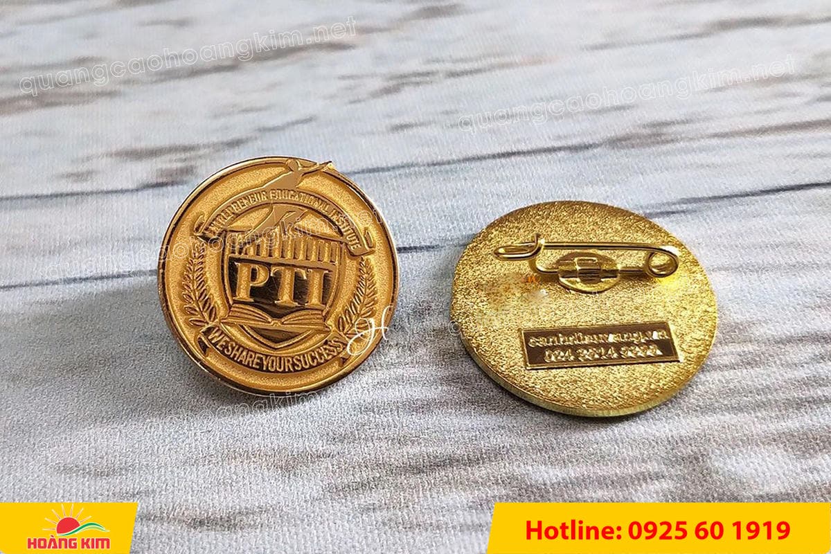 huy hieu logo duc cai ao nen vang si san ma vang 24k 16 - HUY HIỆU MẠ V&Agrave;NG 24K CAO CẤP &ndash; Đ&Uacute;C LOGO NỀN C&Aacute;T SẦN SANG TRỌNG