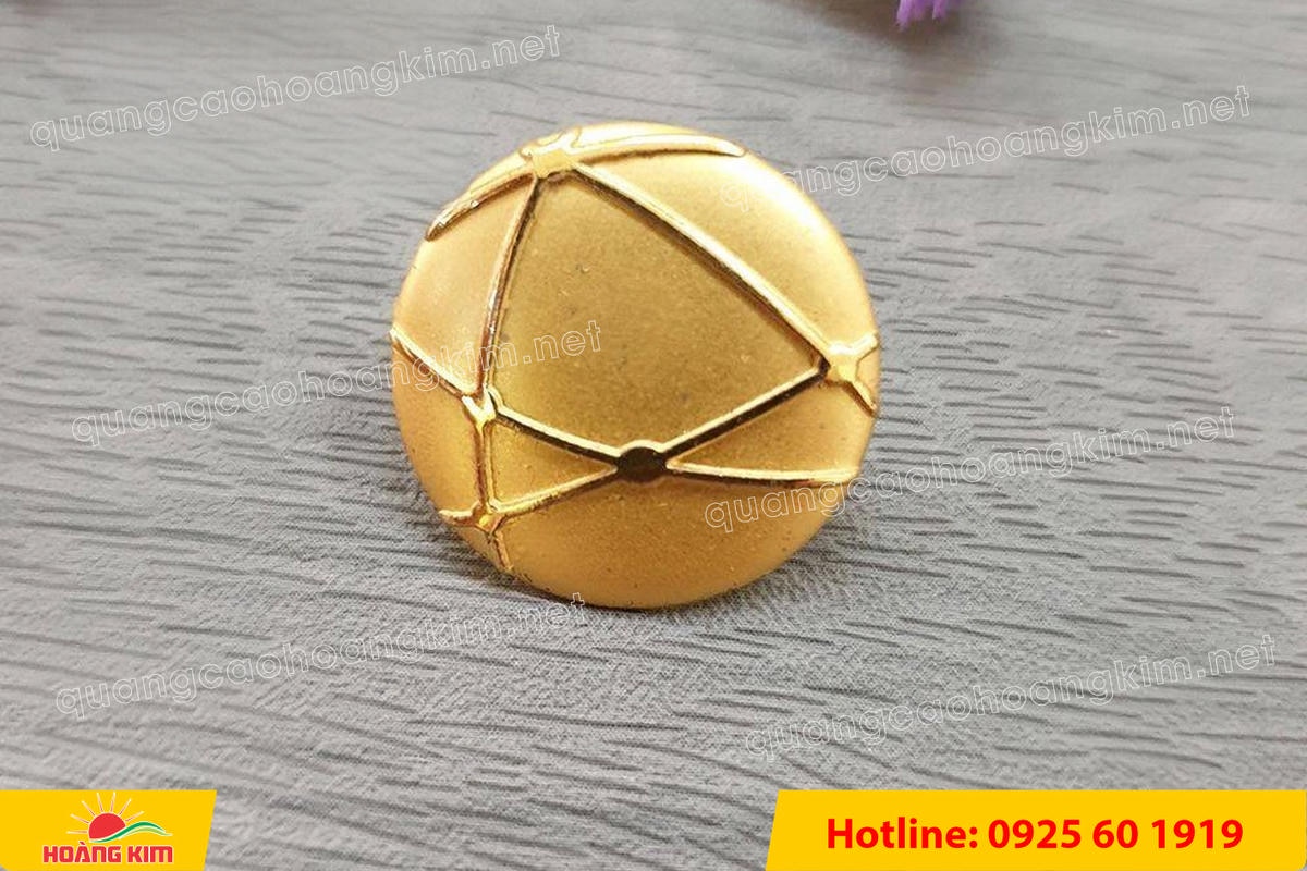 huy hieu logo duc cai ao nen vang si san ma vang 24k 29 - HUY HIỆU MẠ V&Agrave;NG 24K CAO CẤP &ndash; Đ&Uacute;C LOGO NỀN C&Aacute;T SẦN SANG TRỌNG