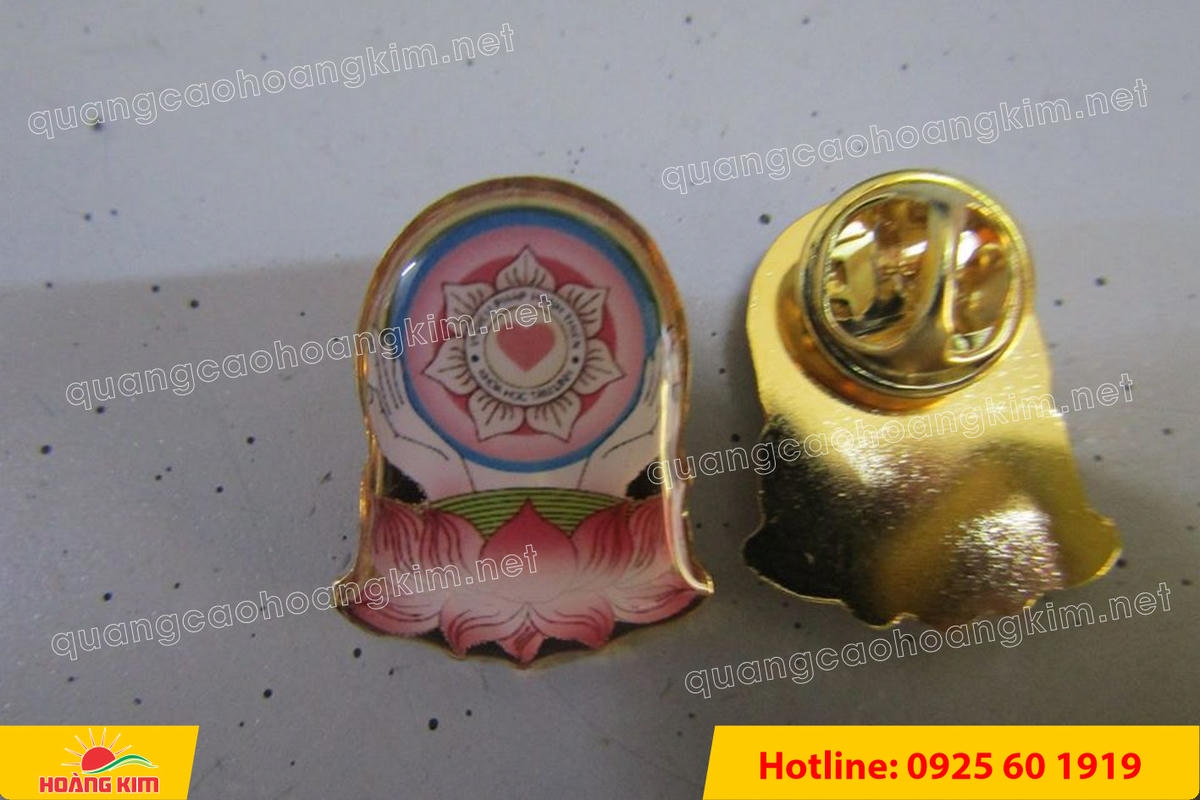 HUY HIỆU ĐỒNG CÀI ÁO CẮT BẾ THEO LOGO KHÔNG MẠ – GIÁ XƯỞNG, LÀM NHANH huy hieu dong cai ao cat be theo logo khong ma 38 - HUY HIỆU ĐỒNG CÀI ÁO CẮT BẾ THEO LOGO KHÔNG MẠ – GIÁ XƯỞNG, LÀM NHANH