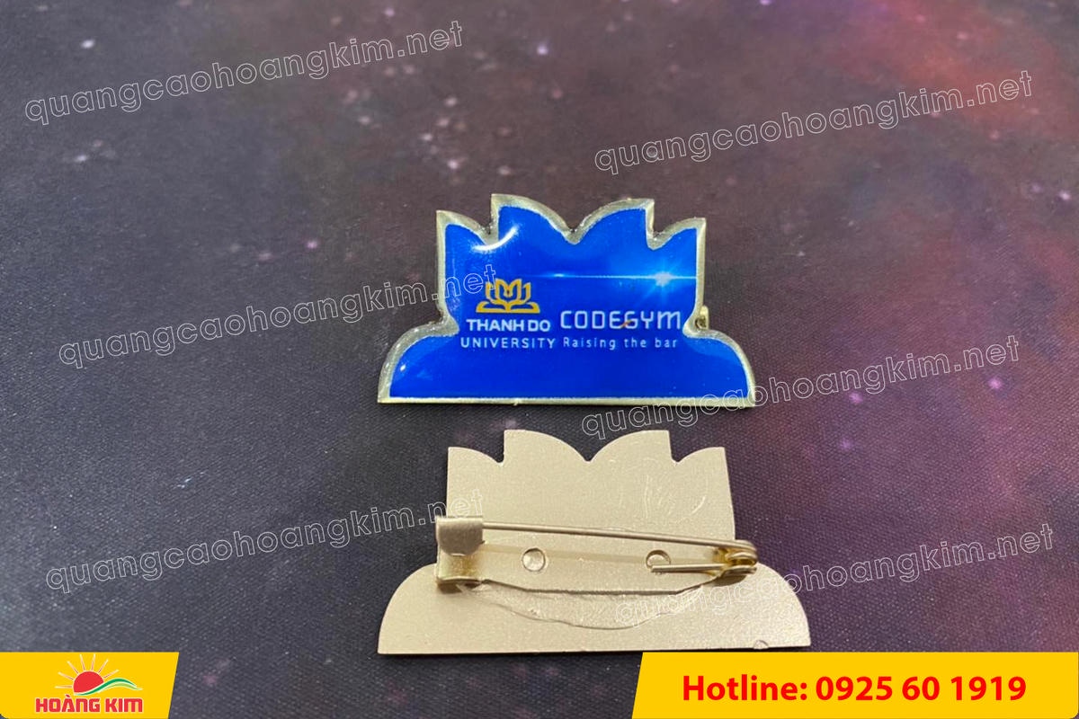 HUY HIỆU ĐỒNG CÀI ÁO CẮT BẾ THEO LOGO KHÔNG MẠ – GIÁ XƯỞNG, LÀM NHANH huy hieu dong cai ao cat be theo logo khong ma 77 - HUY HIỆU ĐỒNG CÀI ÁO CẮT BẾ THEO LOGO KHÔNG MẠ – GIÁ XƯỞNG, LÀM NHANH