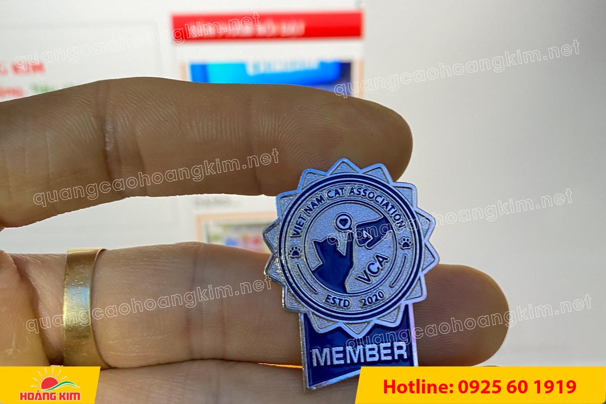 huy hieu duc ma bac cat logo theo yeu cau 123 - HUY HIỆU Đ&Uacute;C MẠ BẠC CẮT LOGO THEO Y&Ecirc;U CẦU &ndash; CAO CẤP, TINH TẾ