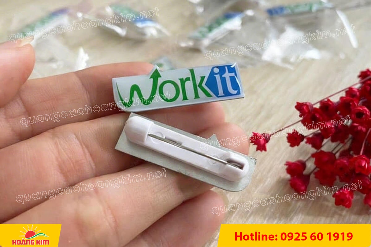 huy hieu nhom cat theo hinh logo 37 - HUY HIỆU NH&Ocirc;M CẮT THEO H&Igrave;NH LOGO &ndash; GI&Aacute; RẺ, NHẬN L&Agrave;M NHANH