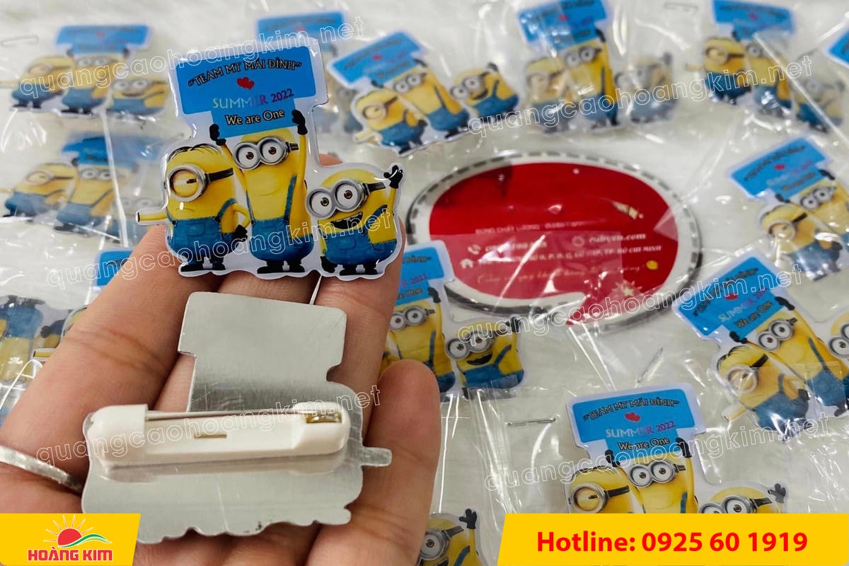 huy hieu nhom cat theo hinh logo 43 - HUY HIỆU NH&Ocirc;M CẮT THEO H&Igrave;NH LOGO &ndash; GI&Aacute; RẺ, NHẬN L&Agrave;M NHANH