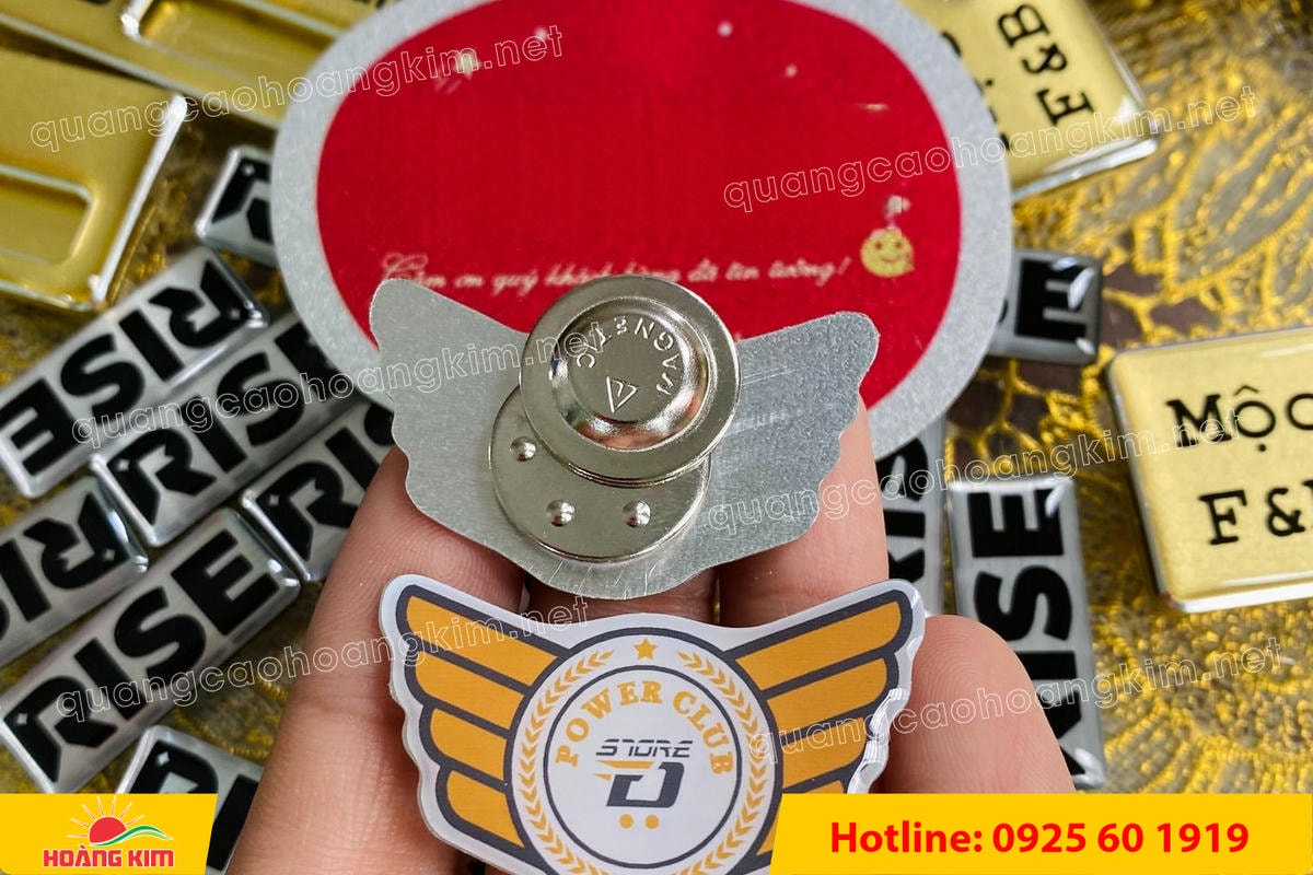 huy hieu nhom cat theo hinh logo 51 - HUY HIỆU NH&Ocirc;M CẮT THEO H&Igrave;NH LOGO &ndash; GI&Aacute; RẺ, NHẬN L&Agrave;M NHANH