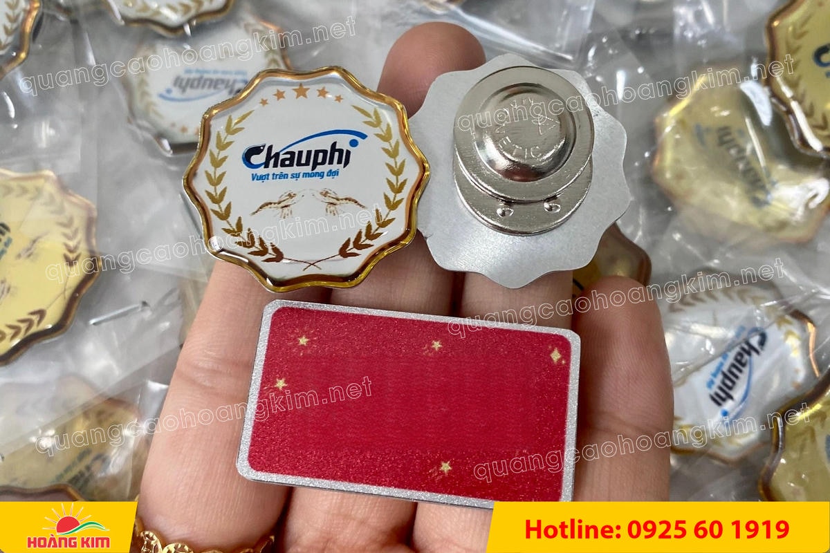 huy hieu nhom cat theo hinh logo 56 - HUY HIỆU NH&Ocirc;M CẮT THEO H&Igrave;NH LOGO &ndash; GI&Aacute; RẺ, NHẬN L&Agrave;M NHANH