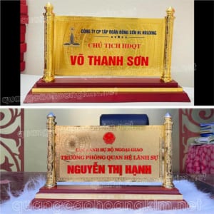 bia bien chuc danh mat dong 2 cot rong ma vang 24k gan de go dep 300x300 - Trang chủ