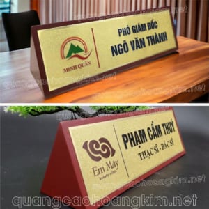 bia bien chuc danh mat dong hoac inox de go tam giac bien 2 mat dep 300x300 - Trang chủ