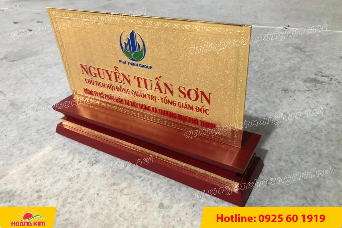 bien chuc danh mat dong 2mm de go tam cap khong ma vang dep 6 - BIỂN CHỨC DANH MẶT ĐỒNG 2MM, ĐẾ GỖ CAO CẤP, 12,5X25,5CM KH&Ocirc;NG MẠ V&Agrave;NG