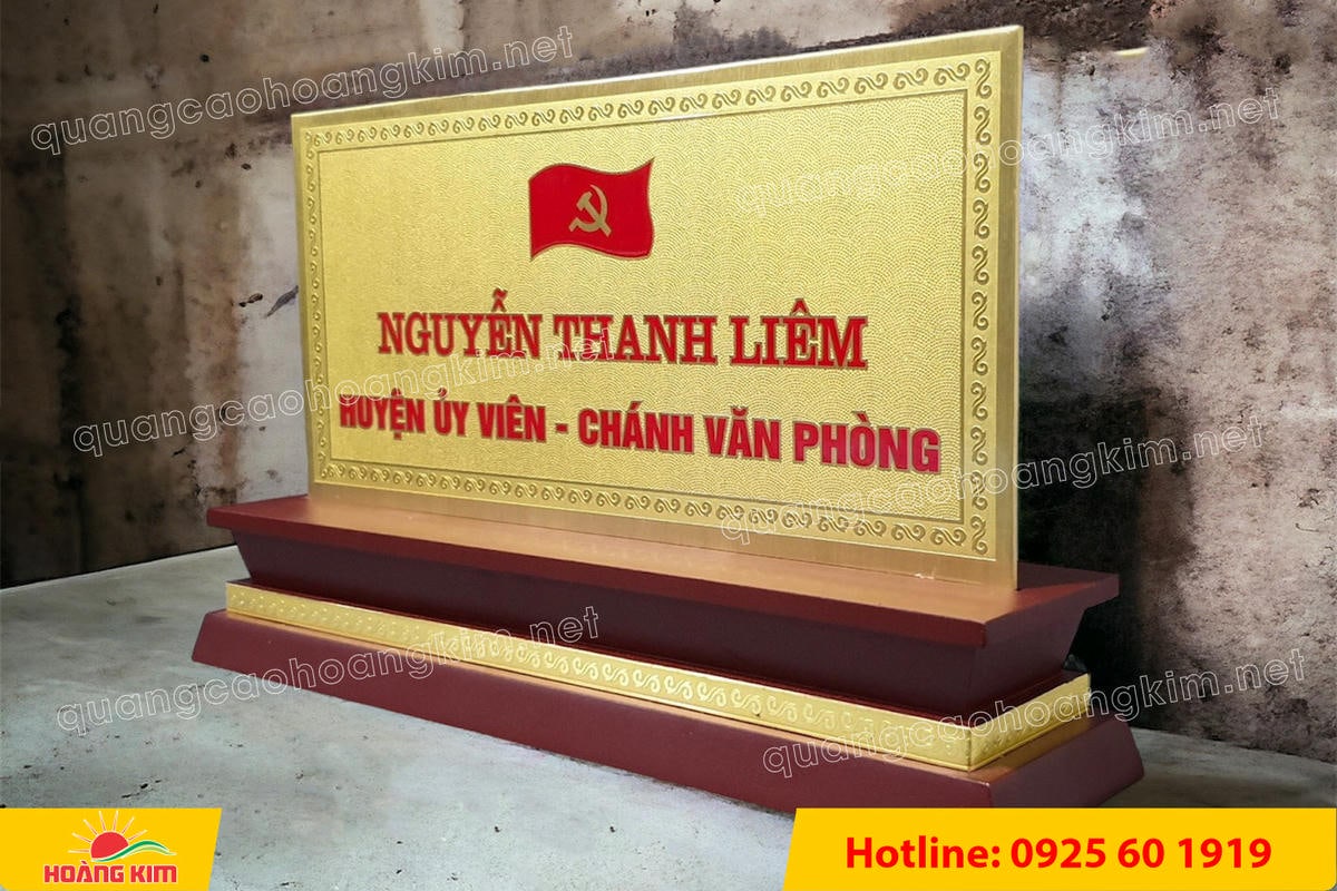 bien chuc danh mat dong 2mm de go tam cap khong ma vang dep 92 - BIỂN CHỨC DANH MẶT ĐỒNG 2MM, ĐẾ GỖ CAO CẤP, 12,5X25,5CM KH&Ocirc;NG MẠ V&Agrave;NG