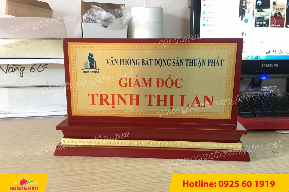 bien chuc danh mat dong de go tam cap dep 21 - BIỂN CHỨC DANH MẶT ĐỒNG ĐẾ GỖ TAM CẤP &ndash; D&Ograve;NG CAO CẤP CHO L&Atilde;NH ĐẠO