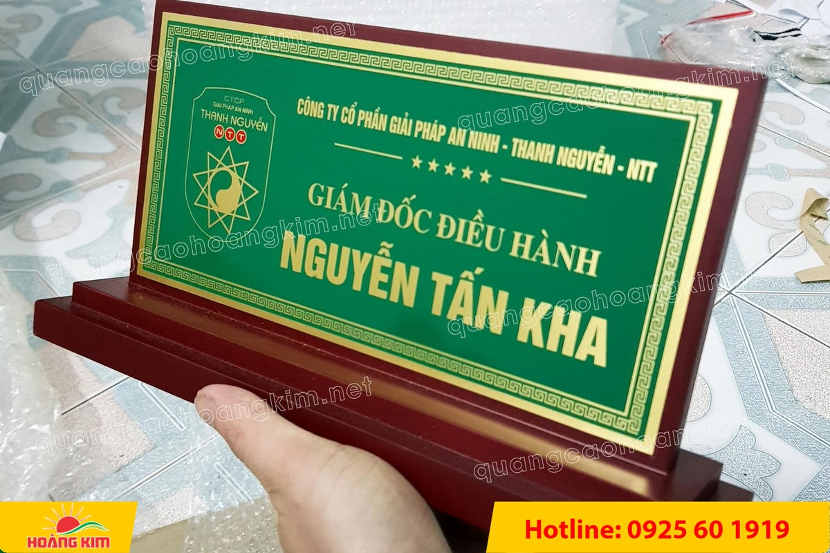 bien chuc danh mat dong de go vuong 2 cap bien 2 mat dep 16 - BIỂN CHỨC DANH MẶT ĐỒNG ĐẾ GỖ VU&Ocirc;NG 2 CẤP  &ndash; SANG HƠN, BỀ THẾ HƠN, NH&Igrave;N L&Agrave; THẤY VỊ TR&Iacute;
