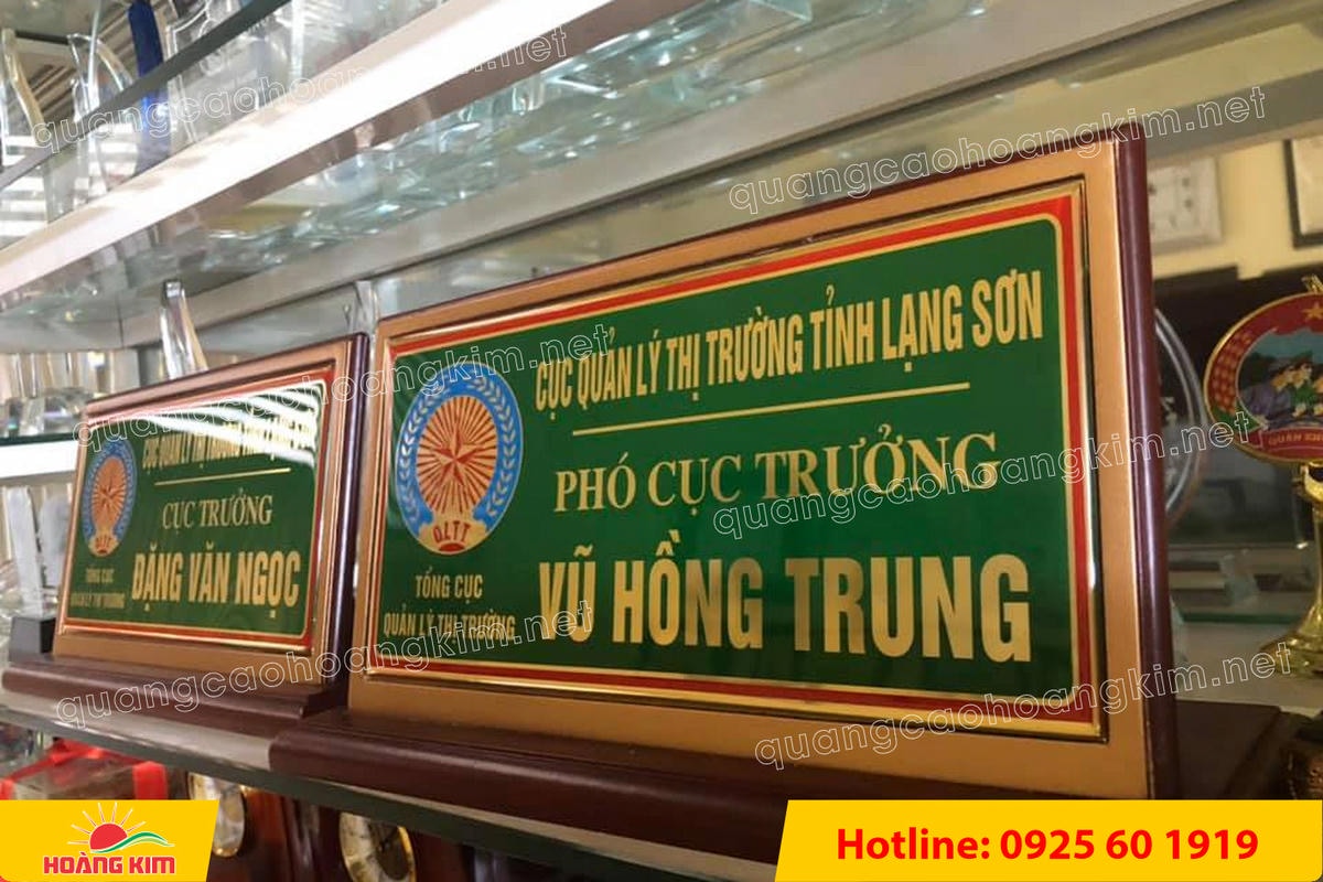 bien chuc danh mat dong phu thuy tinh de go dan su dep 3 - BIỂN CHỨC DANH MẶT ĐỒNG PHỦ THỦY TINH ĐẾ GỖ &ndash; B&Oacute;NG HƠN, SANG HƠN