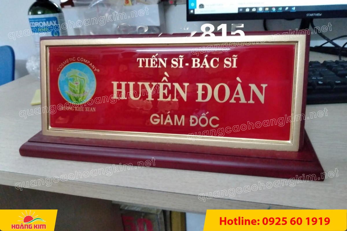 bien chuc danh mat dong phu thuy tinh de go dan su dep 7 - BIỂN CHỨC DANH MẶT ĐỒNG PHỦ THỦY TINH ĐẾ GỖ &ndash; B&Oacute;NG HƠN, SANG HƠN