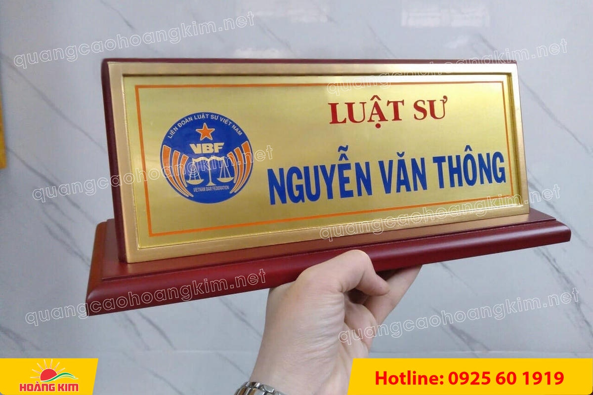 bien chuc danh mat dong phu thuy tinh de go dan su dep 9 - BIỂN CHỨC DANH MẶT ĐỒNG PHỦ THỦY TINH ĐẾ GỖ &ndash; B&Oacute;NG HƠN, SANG HƠN